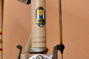 monfor cycles motobecane